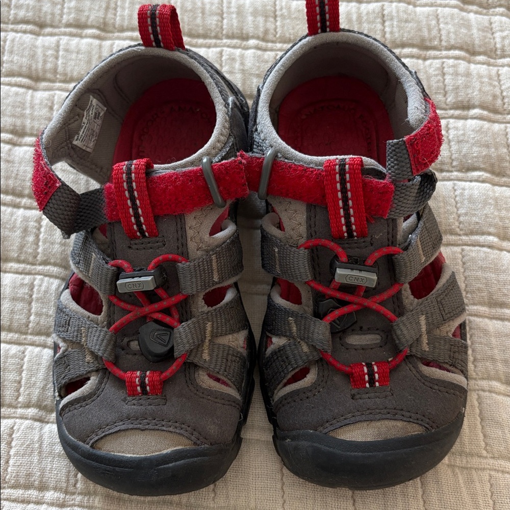 Little Kids 10C keen sandals